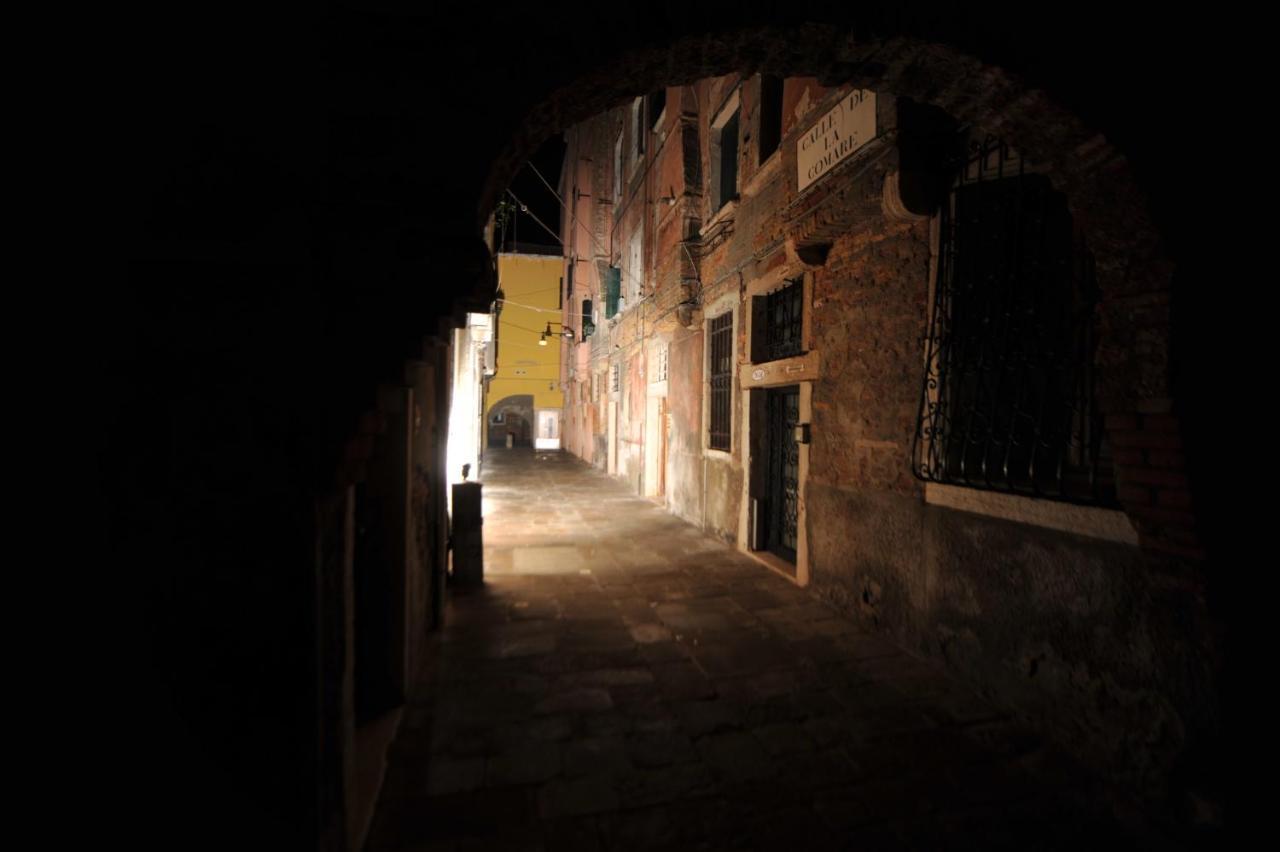 Calle De La Comare Veneza Exterior foto